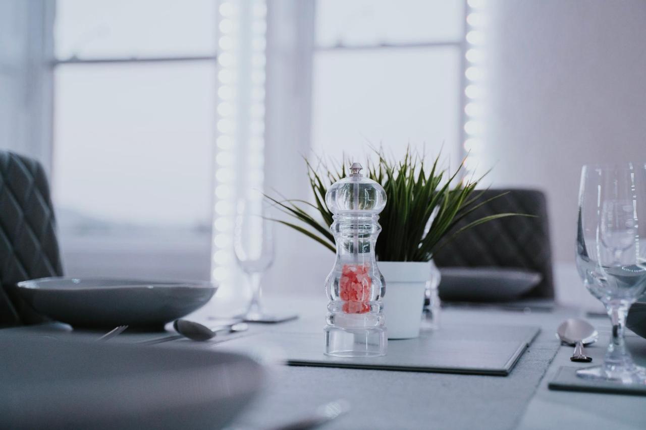 Apartament Roman Penthouse- City Skyline Views, 4K Tvs, 5G Wifi And More! Bath Zewnętrze zdjęcie
