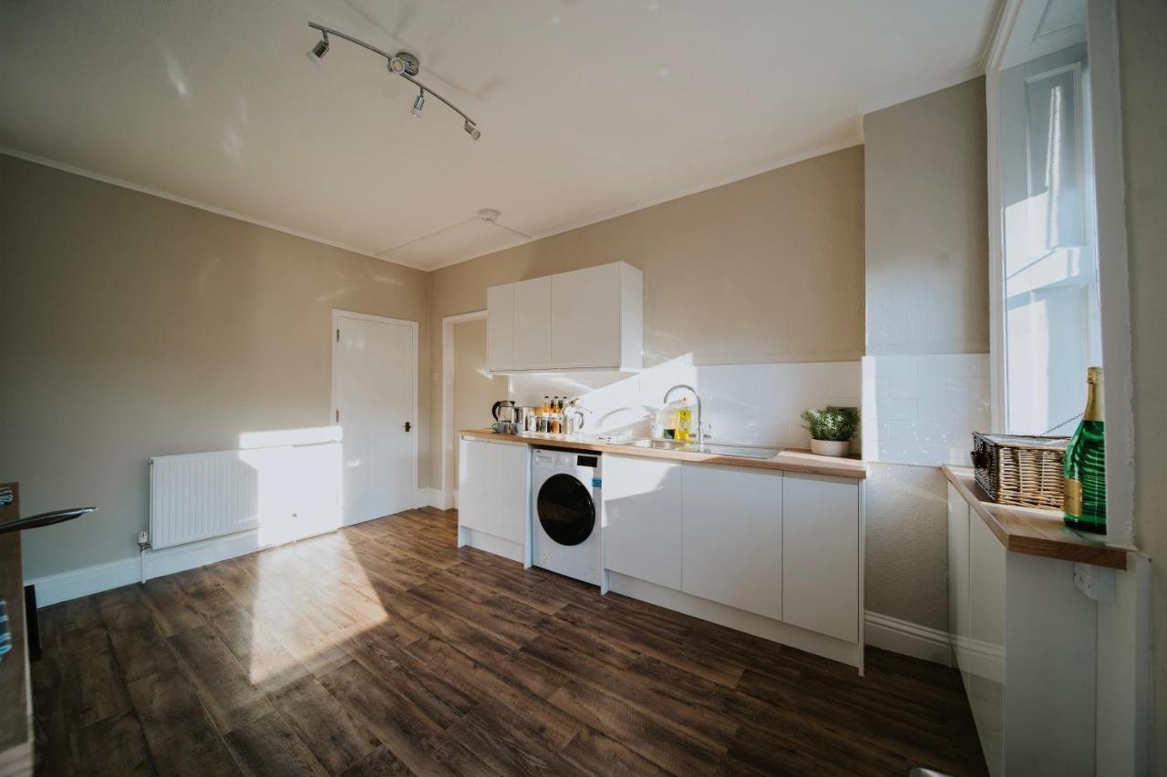 Apartament Roman Penthouse- City Skyline Views, 4K Tvs, 5G Wifi And More! Bath Zewnętrze zdjęcie